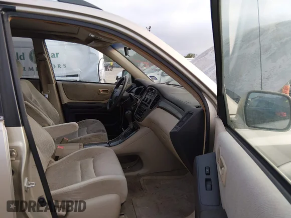 ✅ 2003 Toyota Highlander Limited • VIN: JTEGF21AX30080651 • Lot: 45365564. Listed on IAAI with 170,479 mi. Free auction sales archive from the USA and detailed vehicle history report at DreamBid. Image 5.