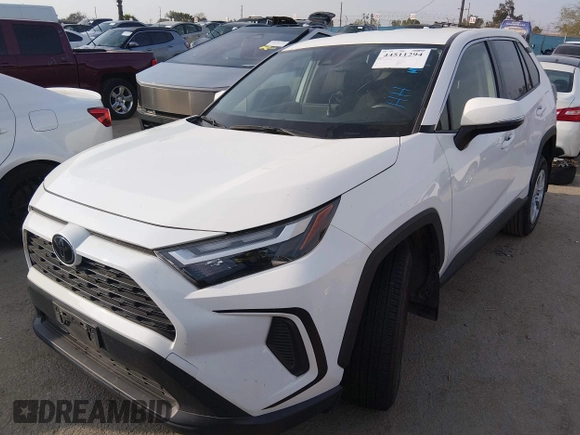 ✅ 2024 Toyota RAV4 LE • VIN: JTMK1RFV4RD118250 • Lot: 44511294. Wystawiony na IAAI z przebiegiem 83 229 mil. Bezpłatny archiwum sprzedaży aukcyjnych z USA i szczegółowy raport historii pojazdu na DreamBid. Zdjęcie 18.