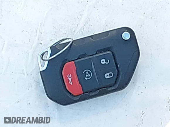 ✅ 2020 Jeep Gladiator Rubicon • VIN: 1C6JJTBG4LL118608 • Lot: 43132823. Wystawiony na IAAI z przebiegiem 100 613 mil. Bezpłatny archiwum sprzedaży aukcyjnych z USA i szczegółowy raport historii pojazdu na DreamBid. Zdjęcie 11.