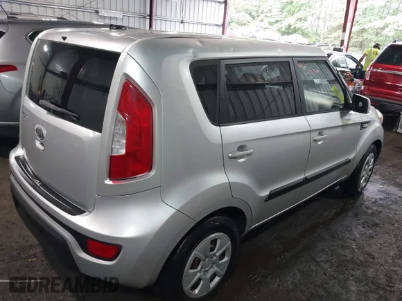 ✅ 2012 Kia Soul • VIN: KNDJT2A51C7425272 • Lot: 45183695. Listed on IAAI with 118,665 mi. Free auction sales archive from the USA and detailed vehicle history report at DreamBid. Image 4.