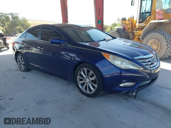 ✅ 2012 Hyundai Sonata Limited • VIN: 5NPEC4AC1CH477816 • Lot: 44808408. Listed on IAAI with 208,349 mi. Free auction sales archive from the USA and detailed vehicle history report at DreamBid. Image 1.