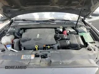 ✅ 2019 Lincoln Continental • VIN: 1LN6L9AP4K5605450 • Lot: 82273605. Listed on Copart with 106,806 mi. Free auction sales archive from the USA and detailed vehicle history report at DreamBid. Image 15.