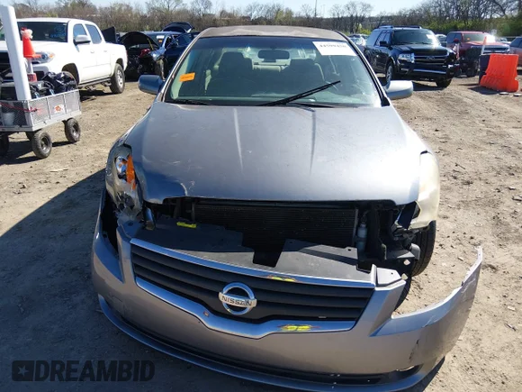 ✅ 2007 Nissan Altima S • VIN: 1N4AL21E27C146903 • Lot: 44599450. Wystawiony na IAAI z przebiegiem 249 987 mil. Bezpłatny archiwum sprzedaży aukcyjnych z USA i szczegółowy raport historii pojazdu na DreamBid. Zdjęcie 6.