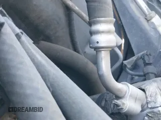 ✅ 2002 Chevrolet Suburban LS • VIN: 3GNEC16Z12G327408 • Лот: 42953003. Опубликован ранее на IAAI с пробегом 305 921 миль. Бесплатный доступ к архиву аукционных продаж из США и подробный отчёт об истории автомобиля на DreamBid. Изображение 12.