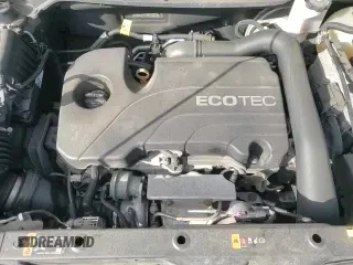 ✅ 2018 Chevrolet Equinox LT • VIN: 2GNAXJEV4J6308833 • Лот: 86087165. Опубликован ранее на Copart с пробегом 137 000 миль. Бесплатный доступ к архиву аукционных продаж из США и подробный отчёт об истории автомобиля на DreamBid. Изображение 15.