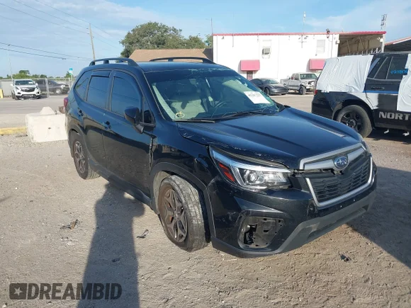 ✅ 2019 Subaru Forester Premium • VIN: JF2SKAEC7KH547588 • Lot: 45207227. Listed on IAAI with 105,193 mi. Free auction sales archive from the USA and detailed vehicle history report at DreamBid. Image 1.