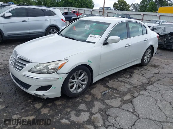 ✅ 2012 Hyundai Genesis 3.8L • VIN: KMHGC4DDXCU192465 • Lot: 45060176. Wystawiony na IAAI z przebiegiem 120 439 mil. Bezpłatny archiwum sprzedaży aukcyjnych z USA i szczegółowy raport historii pojazdu na DreamBid. Zdjęcie 2.