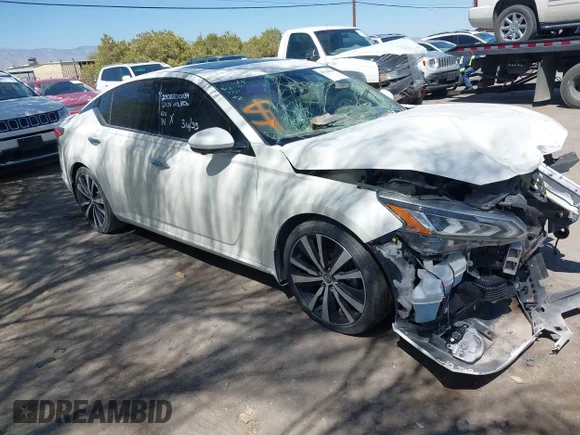 ✅ 2020 Nissan Altima Platinum • VIN: 1N4AL4FV3LC155737 • Lot: 42136834. Listed on IAAI with 51,093 mi. Free auction sales archive from the USA and detailed vehicle history report at DreamBid. Image 1.