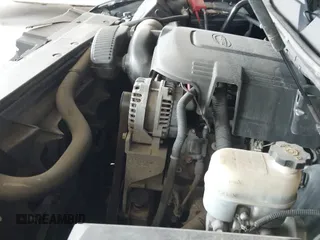 ✅ 2010 Chevrolet Suburban LT • VIN: 1GNUKJE38AR220673 • Lot: 42626250. Listed on IAAI with 239,771 mi. Free auction sales archive from the USA and detailed vehicle history report at DreamBid. Image 20.