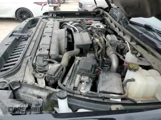 ✅ 2022 GMC Sierra 3500HD Denali • VIN: 1GT49WEY6NF239436 • Lot: 45038945. Wystawiony na Copart z przebiegiem 54 626 mil. Bezpłatny archiwum sprzedaży aukcyjnych z USA i szczegółowy raport historii pojazdu na DreamBid. Zdjęcie 13.