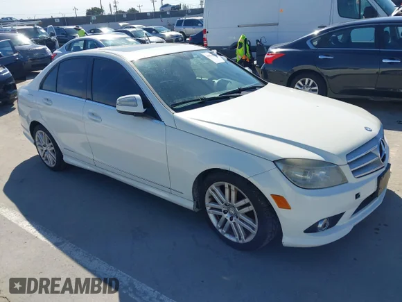 ✅ 2009 Mercedes-Benz C 300 Sport • VIN: WDDGF54X79R067176 • Лот: 44554988. Опубликован ранее на IAAI с пробегом 147 805 миль. Бесплатный доступ к архиву аукционных продаж из США и подробный отчёт об истории автомобиля на DreamBid. Изображение 1.