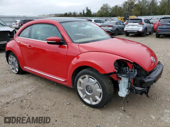 ✅ 2019 Volkswagen Beetle SE • VIN: 3VWJD7AT6KM719728 • Лот: 36855383. Опубликован ранее на Copart с пробегом Не указан. Бесплатный доступ к архиву аукционных продаж из США и подробный отчёт об истории автомобиля на DreamBid. Изображение 4.