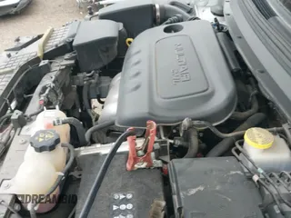 ✅ 2019 Jeep Cherokee Latitude Plus • VIN: 1C4PJLLBXKD373391 • Лот: 41097780. Опубликован ранее на IAAI с пробегом 82 472 миль. Бесплатный доступ к архиву аукционных продаж из США и подробный отчёт об истории автомобиля на DreamBid. Изображение 20.