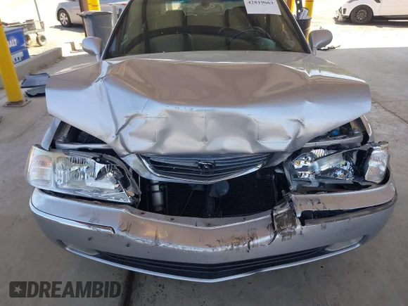 ✅ 2002 Acura RL • VIN: JH4KA965X2C012623 • Lot: 42819663. Wystawiony na IAAI z przebiegiem 121 004 mil. Bezpłatny archiwum sprzedaży aukcyjnych z USA i szczegółowy raport historii pojazdu na DreamBid. Zdjęcie 6.