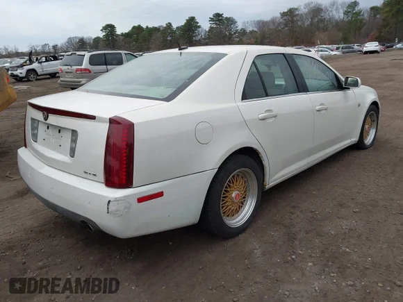 ✅ 2007 Cadillac STS • VIN: 1G6DW677570124333 • Лот: 44188940. Опубліковано раніше на IAAI з пробігом Не вказано. Безкоштовний доступ до архіву аукціонних продажів зі США та докладний звіт про історію автомобіля на DreamBid. Зображення 4.