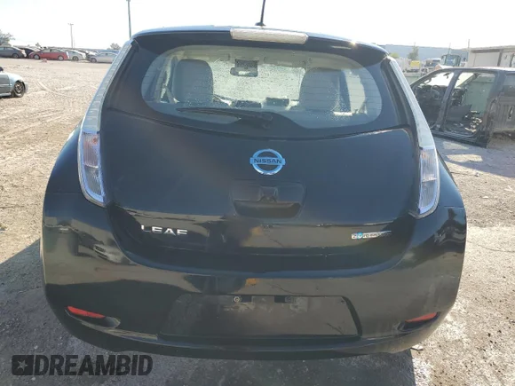 ✅ 2011 Nissan LEAF SL • VIN: JN1AZ0CP4BT007122 • Lot: 82636634. Wystawiony na Copart z przebiegiem 149 166 mil. Bezpłatny archiwum sprzedaży aukcyjnych z USA i szczegółowy raport historii pojazdu na DreamBid. Zdjęcie 6.