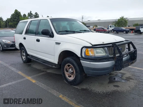 ✅ 2000 Ford Expedition XLT • VIN: 1FMPU16L2YLB01542 • Lot: 44924200. Wystawiony na IAAI z przebiegiem Nie podano. Bezpłatny archiwum sprzedaży aukcyjnych z USA i szczegółowy raport historii pojazdu na DreamBid. Zdjęcie 1.