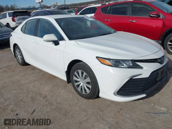 ✅ 2024 Toyota Camry Hybrid LE • VIN: 4T1C31AK3RU066747 • Лот: 44058287. Опубліковано раніше на IAAI з пробігом 16 247 миль. Безкоштовний доступ до архіву аукціонних продажів зі США та докладний звіт про історію автомобіля на DreamBid. Зображення 1.