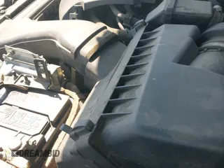 ✅ 2016 Nissan Maxima SV • VIN: 1N4AA6AP8GC411225 • Lot: 41984961. Wystawiony na IAAI z przebiegiem 150 611 mil. Bezpłatny archiwum sprzedaży aukcyjnych z USA i szczegółowy raport historii pojazdu na DreamBid. Zdjęcie 19.