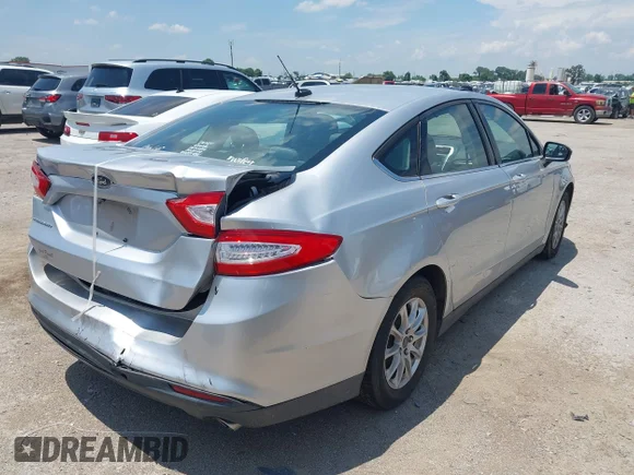 ✅ 2016 Ford Fusion S • VIN: 3FA6P0G79GR258302 • Lot: 45208108. Wystawiony na IAAI z przebiegiem 76 297 mil. Bezpłatny archiwum sprzedaży aukcyjnych z USA i szczegółowy raport historii pojazdu na DreamBid. Zdjęcie 4.