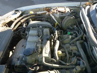 ✅ 2002 Mazda Protege DX • VIN: JM1BJ226621561710 • Lot: 43508258. Wystawiony na IAAI z przebiegiem 202 896 mil. Bezpłatny archiwum sprzedaży aukcyjnych z USA i szczegółowy raport historii pojazdu na DreamBid. Zdjęcie 12.