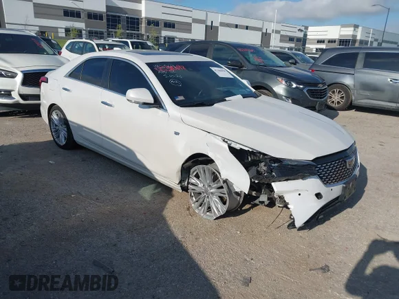 ✅ 2022 Cadillac CT4 Premium Luxury • VIN: 1G6DB5RK9N0131712 • Lot: 45380698. Wystawiony na IAAI z przebiegiem 54 383 mil. Bezpłatny archiwum sprzedaży aukcyjnych z USA i szczegółowy raport historii pojazdu na DreamBid. Zdjęcie 1.