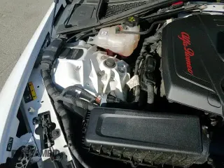 ✅ 2022 Alfa Romeo Giulia Veloce • VIN: ZARFAMBN3N7662571 • Lot: 80566985. Listed on Copart with 37,595 mi. Free auction sales archive from the USA and detailed vehicle history report at DreamBid. Image 13.