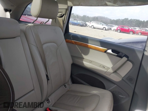 ✅ 2010 Audi Q7 Premium Plus • VIN: WA1LYAFE9AD007449 • Lot: 44537878. Wystawiony na IAAI z przebiegiem 155 974 mil. Bezpłatny archiwum sprzedaży aukcyjnych z USA i szczegółowy raport historii pojazdu na DreamBid. Zdjęcie 8.