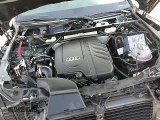 ✅ 2024 Audi Q5 Sportback S line Premium Plus • VIN: WA15AAFY6R2147165 • Lot: 86462895. Listed on Copart with 39,784 mi. Free auction sales archive from the USA and detailed vehicle history report at DreamBid. Image 14.