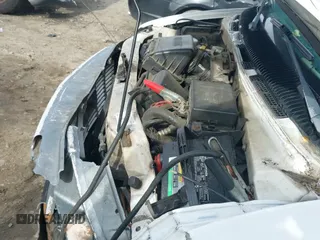 ✅ 1998 GMC Safari Cargo • VIN: 1GTDM19W5WB533168 • Лот: 41402938. Опубликован ранее на IAAI с пробегом 239 070 миль. Бесплатный доступ к архиву аукционных продаж из США и подробный отчёт об истории автомобиля на DreamBid. Изображение 19.