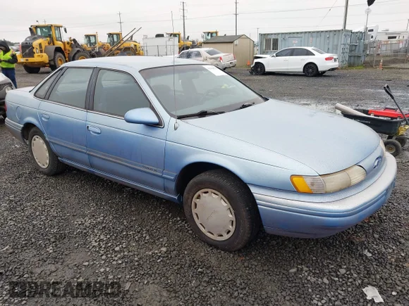 ✅ 1994 Ford Taurus GL • VIN: 1FALP5247RG169285 • Lot: 43984878. Wystawiony na IAAI z przebiegiem 124 605 mil. Bezpłatny archiwum sprzedaży aukcyjnych z USA i szczegółowy raport historii pojazdu na DreamBid. Zdjęcie 1.