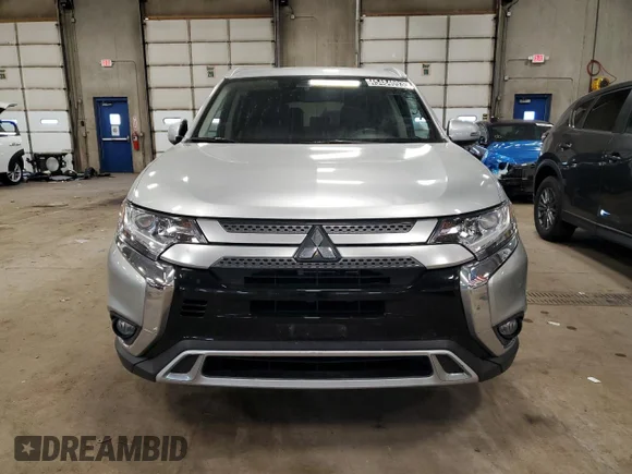 ✅ 2020 Mitsubishi Outlander SE • VIN: JA4AD3A36LZ041049 • Lot: 45484093. Wystawiony na Copart z przebiegiem 52 338 mil. Bezpłatny archiwum sprzedaży aukcyjnych z USA i szczegółowy raport historii pojazdu na DreamBid. Zdjęcie 5.
