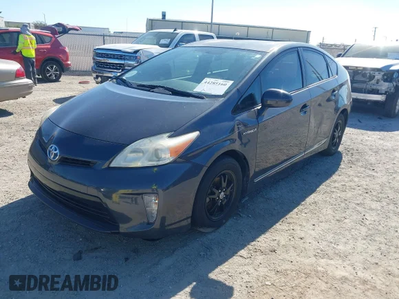 ✅ 2014 Toyota Prius Three • VIN: JTDKN3DU6E1779902 • Lot: 44285160. Wystawiony na IAAI z przebiegiem 140 317 mil. Bezpłatny archiwum sprzedaży aukcyjnych z USA i szczegółowy raport historii pojazdu na DreamBid. Zdjęcie 2.