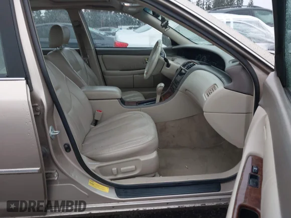 ✅ 2001 Toyota Avalon XLS • VIN: 4T1BF28B51U133058 • Lot: 44084611. Wystawiony na IAAI z przebiegiem 224 862 mil. Bezpłatny archiwum sprzedaży aukcyjnych z USA i szczegółowy raport historii pojazdu na DreamBid. Zdjęcie 5.
