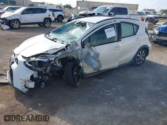 ✅ 2019 Toyota Prius L • VIN: JTDKDTB30K1624240 • Lot: 43785265. Wystawiony na IAAI z przebiegiem 186 810 mil. Bezpłatny archiwum sprzedaży aukcyjnych z USA i szczegółowy raport historii pojazdu na DreamBid. Zdjęcie 2.
