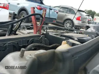 2018 Chevrolet Malibu LT z VIN 1G1ZD5ST0JF125698, wystawiony jako IAAI lot #43350122 z przebiegiem 149 975 mil mil oraz . Historia ofert i sprzedaży dostępna na DreamBid. Obrazek 20.