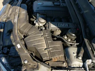 ✅ 2013 BMW 3 Series 328i xDrive • VIN: WBAKF5C56DE658200 • Lot: 42270750. Wystawiony na IAAI z przebiegiem 37 548 mil. Bezpłatny archiwum sprzedaży aukcyjnych z USA i szczegółowy raport historii pojazdu na DreamBid. Zdjęcie 19.