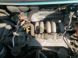 ✅ 1993 Volkswagen EuroVan • VIN: WV2KD070XPH039050 • Лот: 83112174. Опубликован ранее на Copart с пробегом 182 636 миль. Бесплатный доступ к архиву аукционных продаж из США и подробный отчёт об истории автомобиля на DreamBid. Изображение 14.