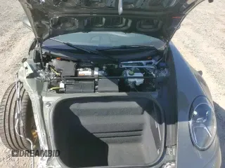 ✅ 2020 Porsche 911 Carrera S • VIN: WP0CB2A90LS264408 • Lot: 56250465. Listed on Copart with 13,730 mi. Free auction sales archive from the USA and detailed vehicle history report at DreamBid. Image 13.