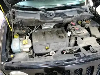 ✅ 2017 Jeep Patriot Latitude • VIN: 1C4NJPFB5HD183744 • Lot: 64801055. Listed on Copart with 122,054 mi. Free auction sales archive from the USA and detailed vehicle history report at DreamBid. Image 13.