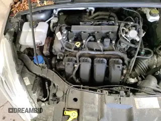 ✅ 2018 Ford Focus SE • VIN: 1FADP3F27JL219566 • Lot: 92574245. Wystawiony na Copart z przebiegiem 62 658 mil. Bezpłatny archiwum sprzedaży aukcyjnych z USA i szczegółowy raport historii pojazdu na DreamBid. Zdjęcie 15.