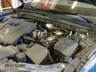 ✅ 2024 Mazda CX-50 S Preferred • VIN: 7MMVABBM8RN218749 • Lot: 42349049. Listed on IAAI with 11,740 mi. Free auction sales archive from the USA and detailed vehicle history report at DreamBid. Image 25.