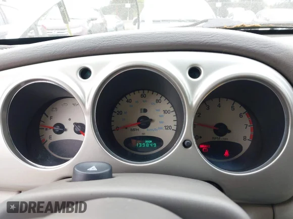✅ 2001 Chrysler PT Cruiser • VIN: 3C4FY4BB91T642715 • Lot: 45056172. Wystawiony na IAAI z przebiegiem 139 849 mil. Bezpłatny archiwum sprzedaży aukcyjnych z USA i szczegółowy raport historii pojazdu na DreamBid. Zdjęcie 7.
