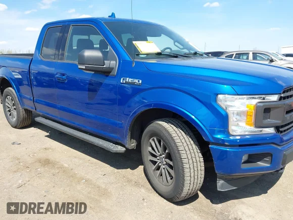✅ 2018 Ford F-150 XLT • VIN: 1FTEX1EP3JKG02085 • Lot: 45015069. Wystawiony na IAAI z przebiegiem 32 398 mil. Bezpłatny archiwum sprzedaży aukcyjnych z USA i szczegółowy raport historii pojazdu na DreamBid. Zdjęcie 1.