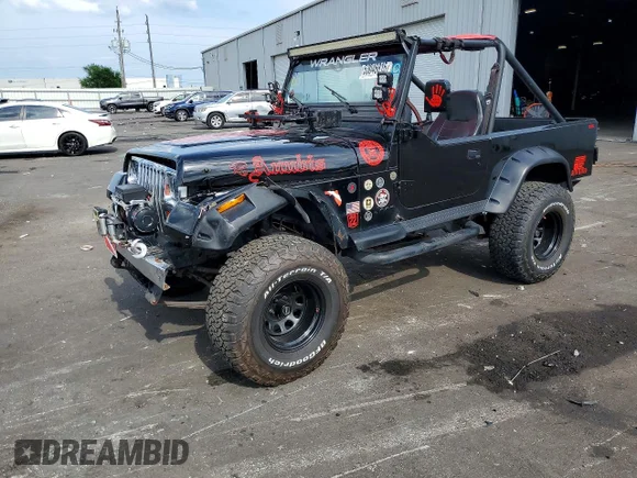✅ 1993 Jeep Wrangler • VIN: 1J4FY29S2PP249379 • Lot: 53046816. Listed on Copart with 123,864 mi. Free auction sales archive from the USA and detailed vehicle history report at DreamBid. Image 1.