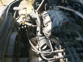 ✅ 2008 Chrysler Town & Country Touring • VIN: 2A8HR54PX8R108343 • Lot: 43082645. Listed on IAAI with 123,954 mi. Free auction sales archive from the USA and detailed vehicle history report at DreamBid. Image 19.