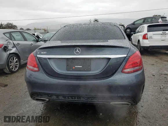✅ 2015 Mercedes-Benz C 300 • VIN: 55SWF4JB1FU048129 • Лот: 69507472. Опубліковано раніше на Copart з пробігом 113 586 миль. Безкоштовний доступ до архіву аукціонних продажів зі США та докладний звіт про історію автомобіля на DreamBid. Зображення 6.