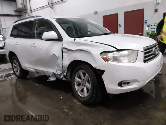 ✅ 2009 Toyota Highlander • VIN: JTEDS41AX92084934 • Lot: 44743998. Listed on IAAI with 184,322 mi. Free auction sales archive from the USA and detailed vehicle history report at DreamBid. Image 1.