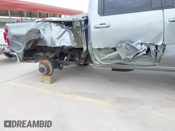 ✅ 2024 Chevrolet Silverado 2500HD LT • VIN: 2GC1YNEY1R1114874 • Lot: 42753597. Wystawiony na IAAI z przebiegiem 56 169 mil. Bezpłatny archiwum sprzedaży aukcyjnych z USA i szczegółowy raport historii pojazdu na DreamBid. Zdjęcie 6.
