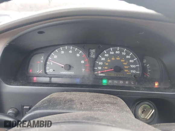 ✅ 2002 Toyota 4Runner SR5 • VIN: JT3HN86RX29074988 • Lot: 44662474. Wystawiony na IAAI z przebiegiem 172 445 mil. Bezpłatny archiwum sprzedaży aukcyjnych z USA i szczegółowy raport historii pojazdu na DreamBid. Zdjęcie 7.